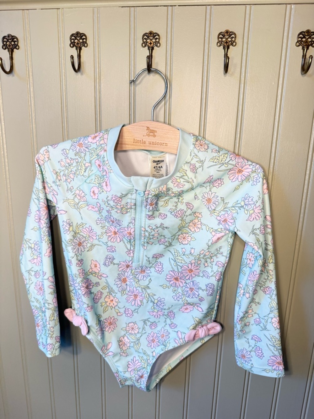 Kids Floral Long-Sleeve One-Piece Rash Guard Swimsuit - Pastel Mint & Pink